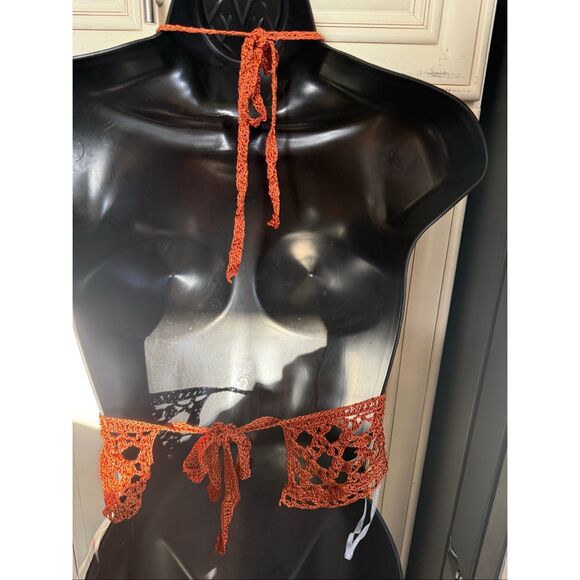 Memoi Women's Let's Run Away Crochet Halter Crop Tank Top Rust Brown Size Medium - Picture 3 of 6